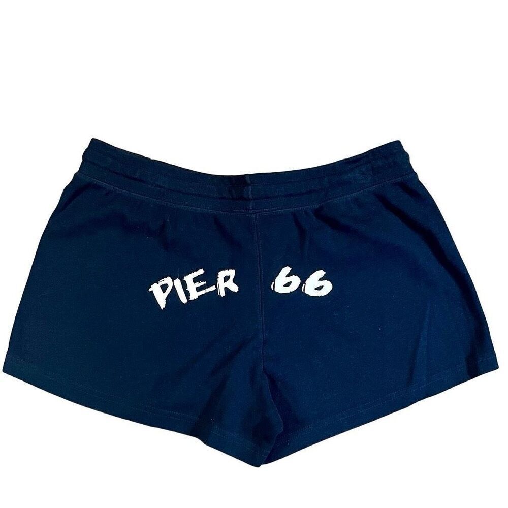 Jones & Mitchell Pier 66 Blue Casual Shorts XL
